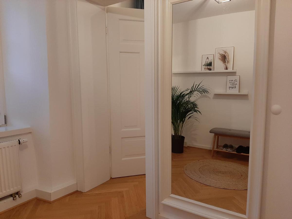 Zentrale Lage I Historisch I Parkplatz I Fahrradkeller Daire Straubing Dış mekan fotoğraf